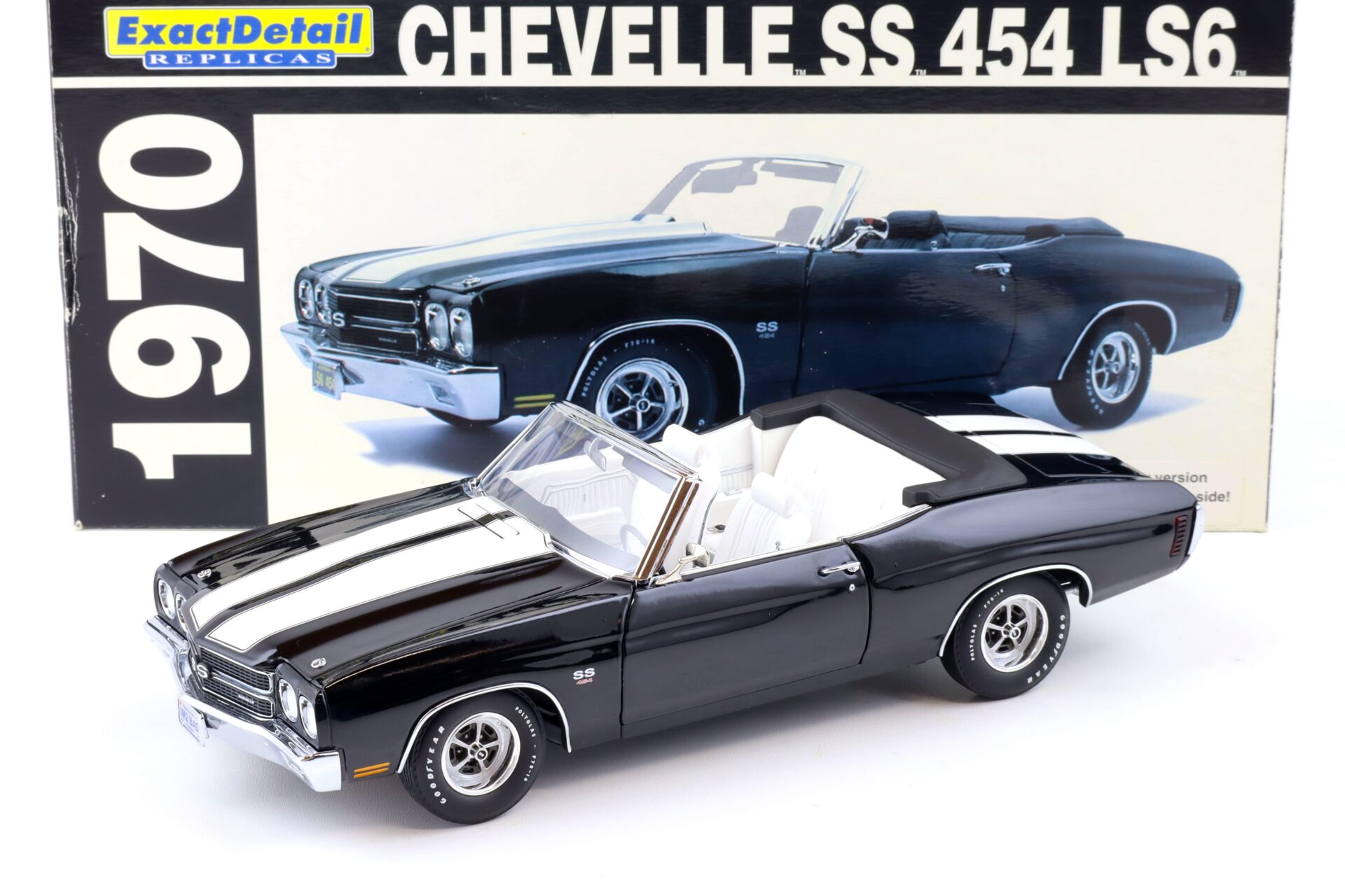 ID 86184 orig 1.jpg 1:18 Exact Detail 1970 Chevrolet Chevelle SS 454 LS6 Convertible black WCC602A