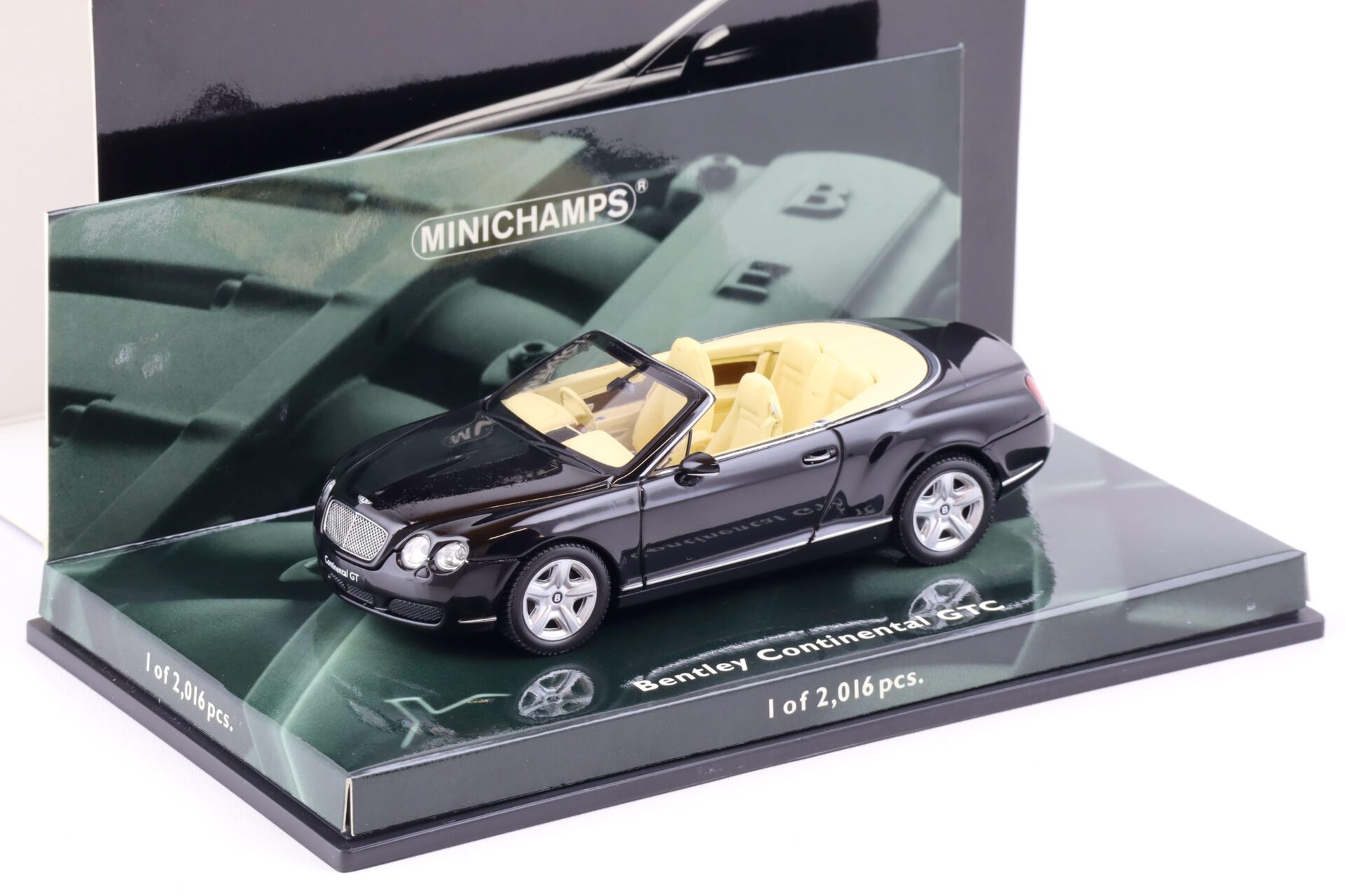 1:43 Minichamps Bentley Continental GTC Convertible 2006 black