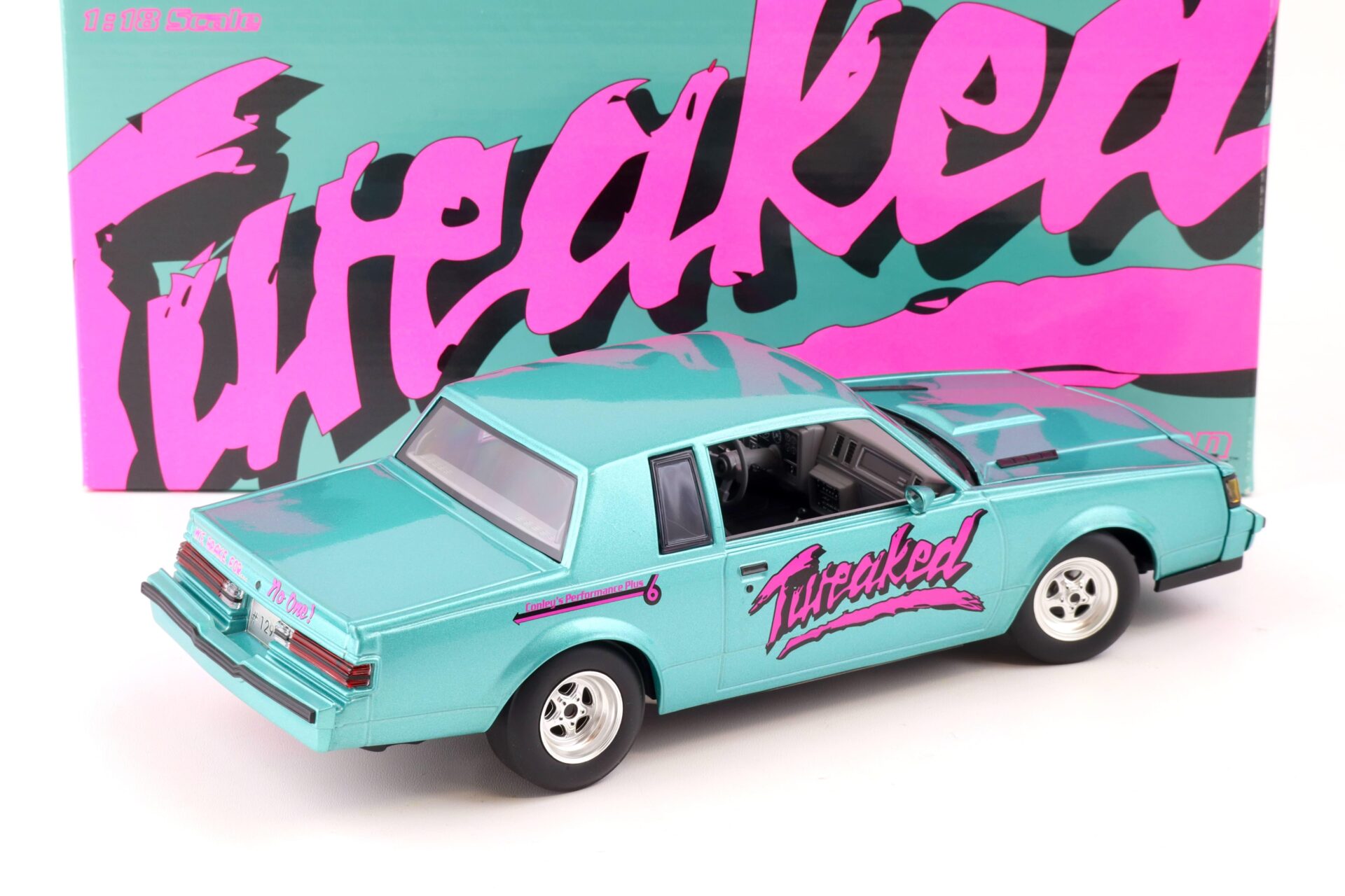 1:18 GMP 1983 Buick Regal Grand National Drag Buick Tweaked green 8010