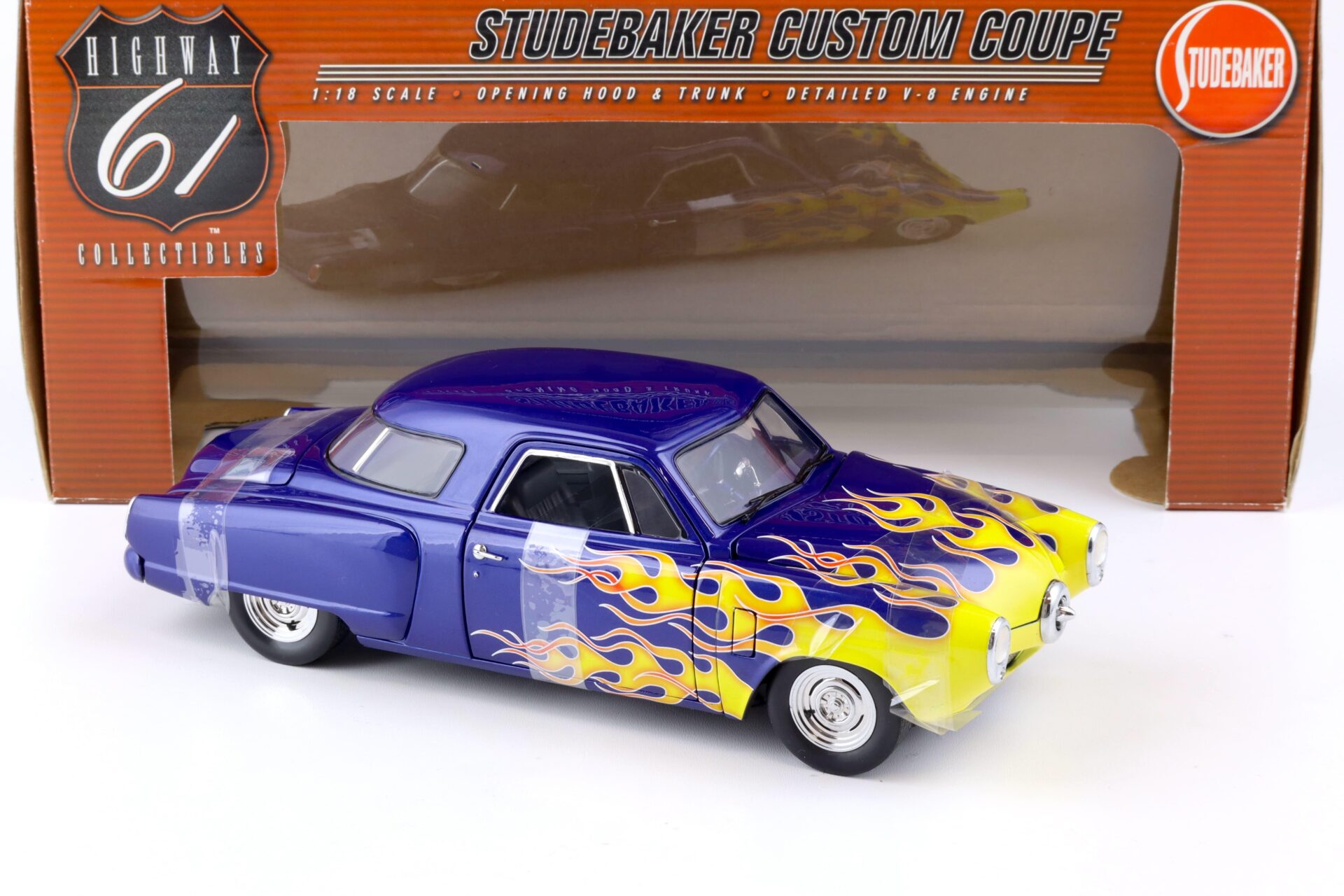1:18 Highway61 Studebaker Custom Coupe blue metallic with yellow flames 50125