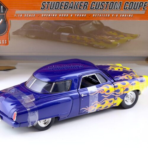 1:18 Highway61 Studebaker Custom Coupe blue metallic with yellow flames 50125