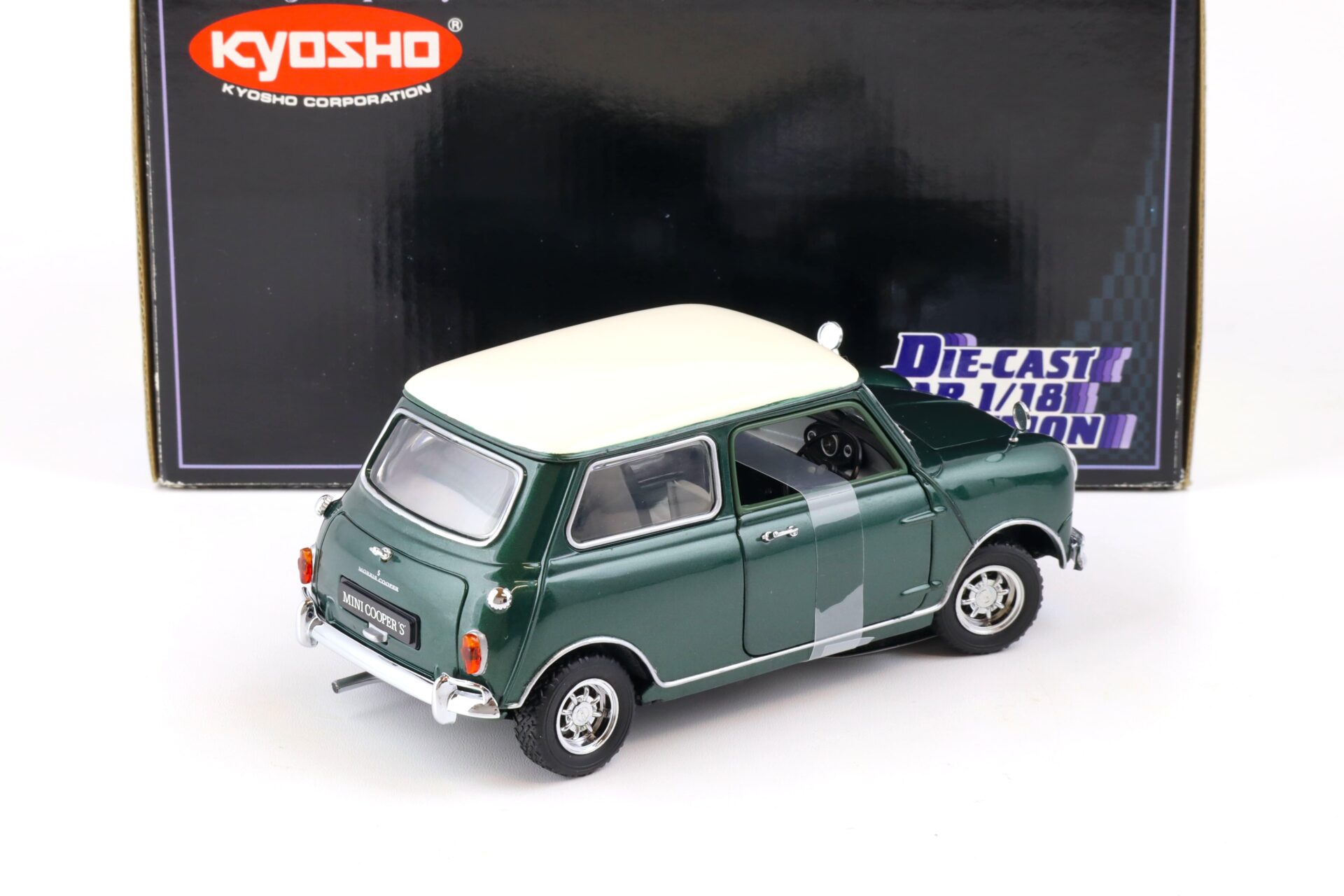 1:18 Kyosho 1967 Morris Mini Cooper 1275S dark green/ white