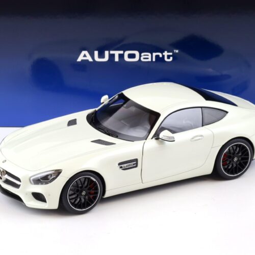 1:18 AUTOart Mercedes AMG GT S Coupe white 76311