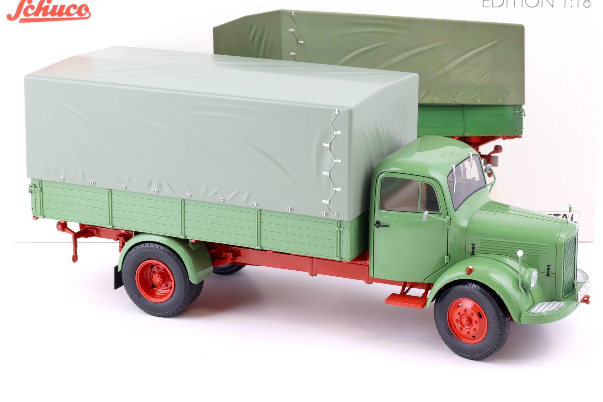 1:18 Schuco Edition Mercedes L3500 Pritsche/ Plane 1950 reseda green 450050100