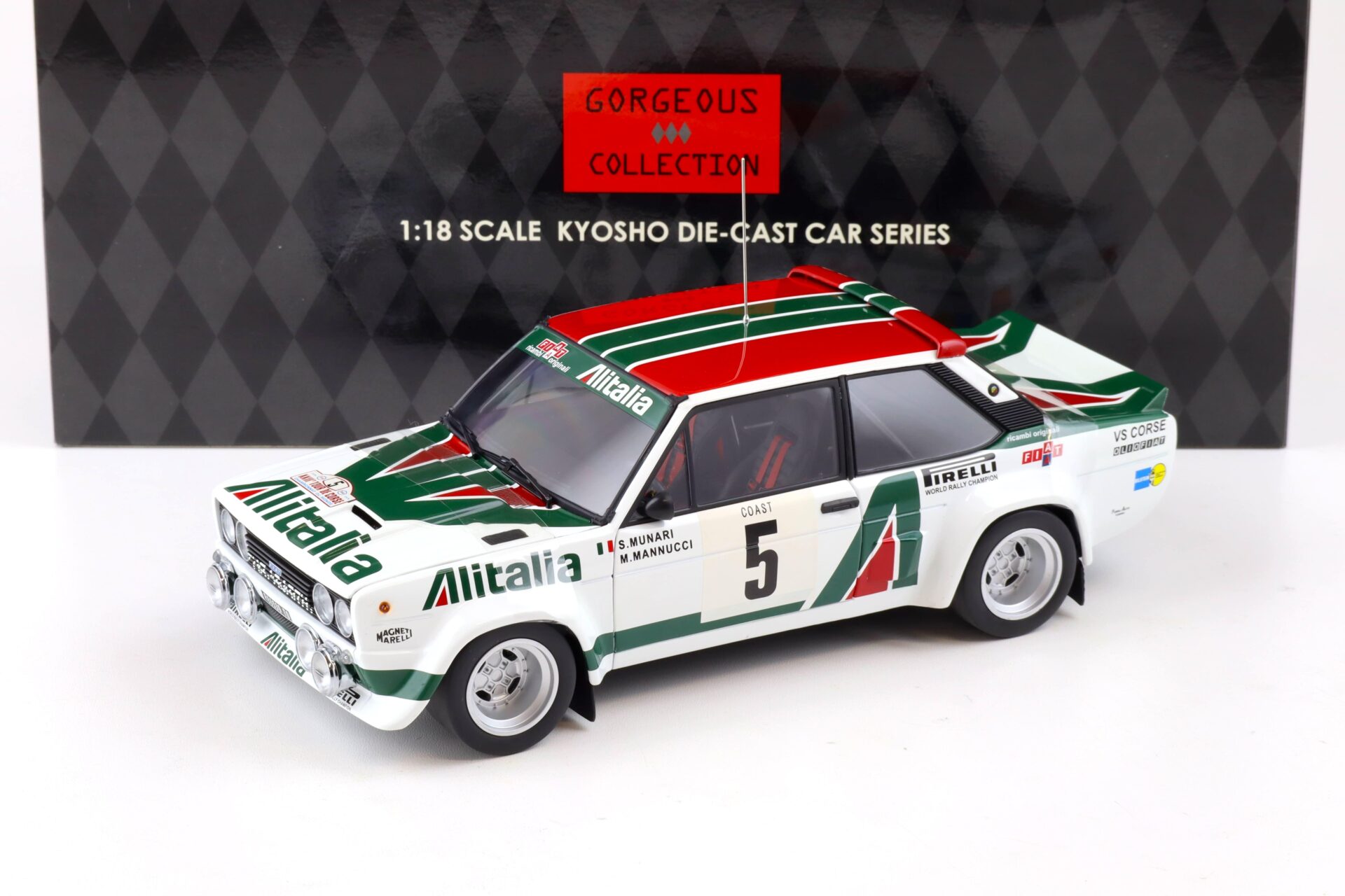 1:18 Kyosho Fiat 131 Abarth Rally Tour de Corse 1978 Alitalia #5 Munari 08371C