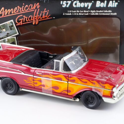 1:18 ERTL 1957 Chevrolet Bel Air Convertible American Graffiti red/ with flames