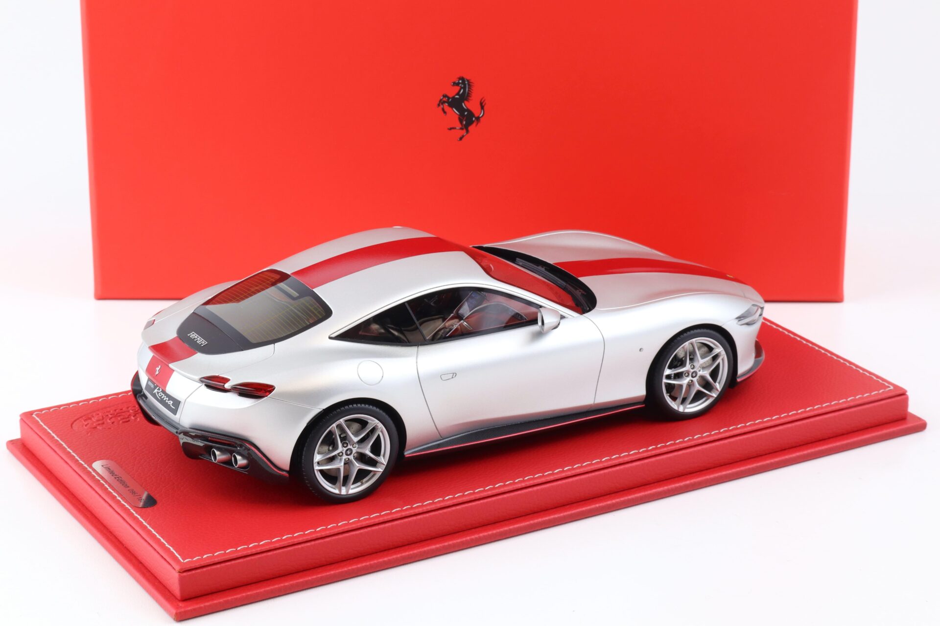 1:18 BBR Ferrari Roma 30th Anniversary matte Sanu silver - Limited 180 pcs.