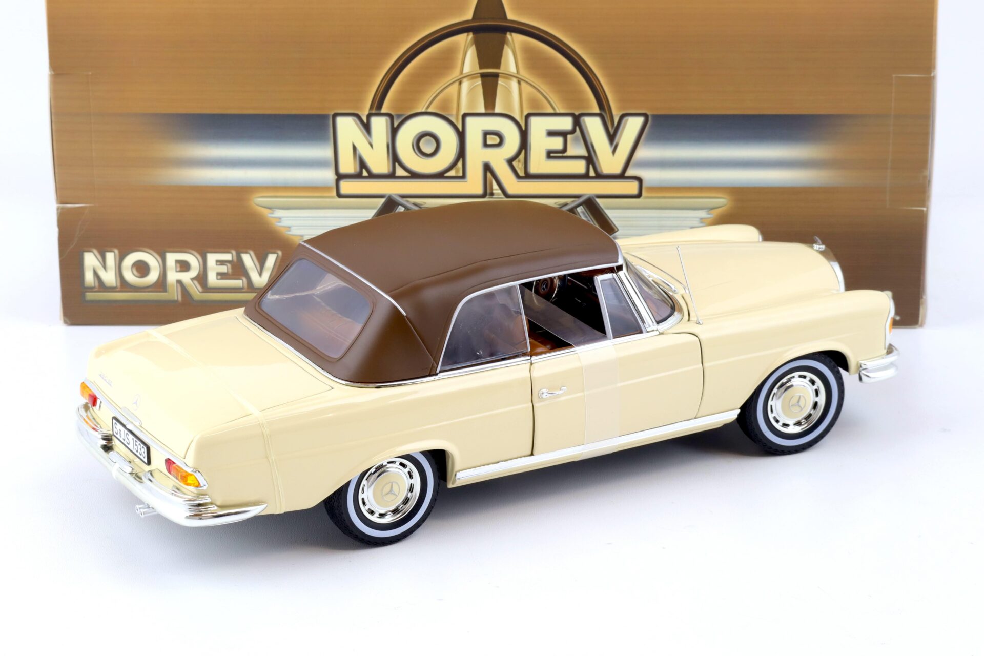 1:18 Norev Mercedes 280 SE W111 Cabriolet 1969 beige 183523