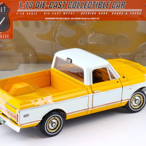 1:18 Highway61 Chevrolet Fleetside Pickup 1972 Cheyenne 10 yellow/ white 50363