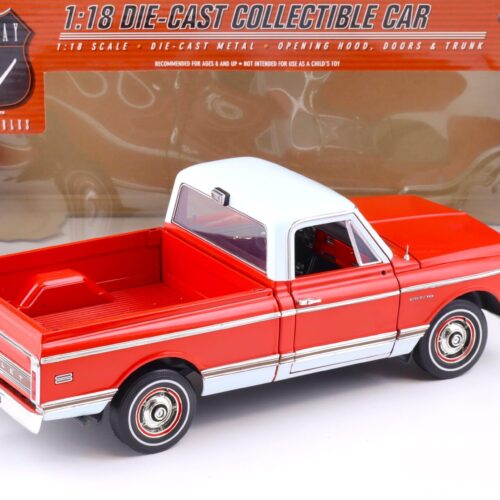 1:18 Highway61 Chevrolet Fleetside Pickup 1972 CST/10 red/ white 50559