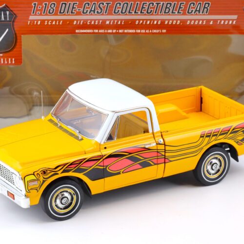 1:18 Highway61 Chevrolet Fleetside Pickup 1972 yellow/ white Eagle Graphic 50879