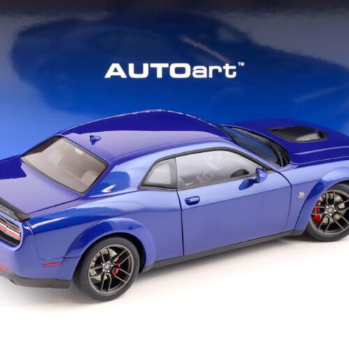 1:18 AUTOart Dodge Challenger R/T Scat Pack Widebody 2022 Indigo blue 71772