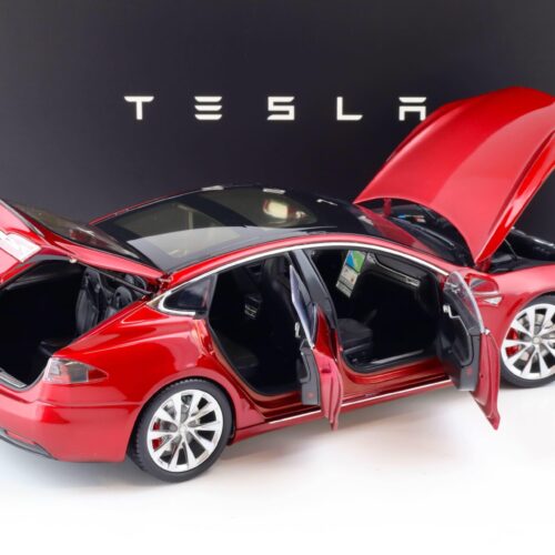 1:18 Original Tesla Model S P100D Multi-Coat red Diecast DEALER VERSION