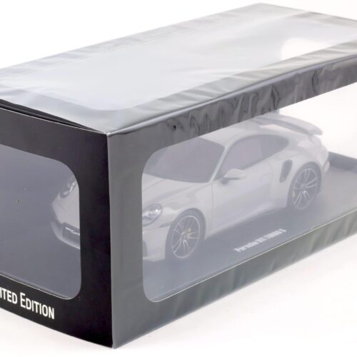 1:18 GT Spirit GT431 Porsche 911 (992) Turbo S Coupe Chalk grey/ red interior 2020