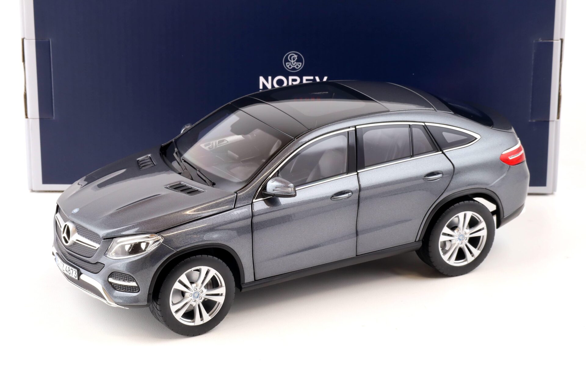 1:18 Norev Mercedes GLE Coupe 2015 grey metallic 183790