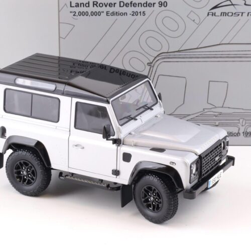 1:18 Almost Real Land Rover Defender 90 "2.000.000 Edition 2015" silver metallic
