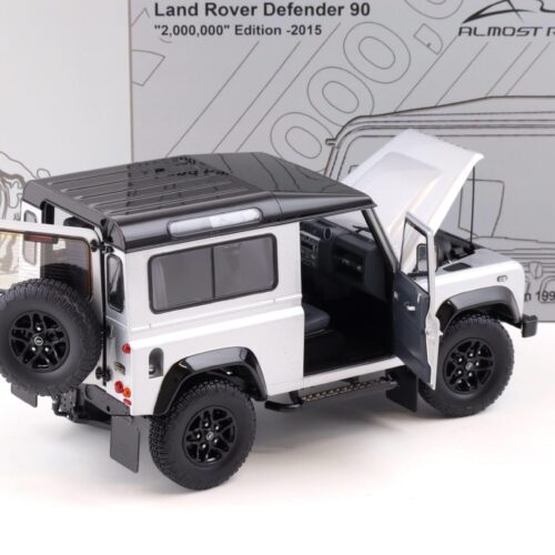 1:18 Almost Real Land Rover Defender 90 "2.000.000 Edition 2015" silver metallic