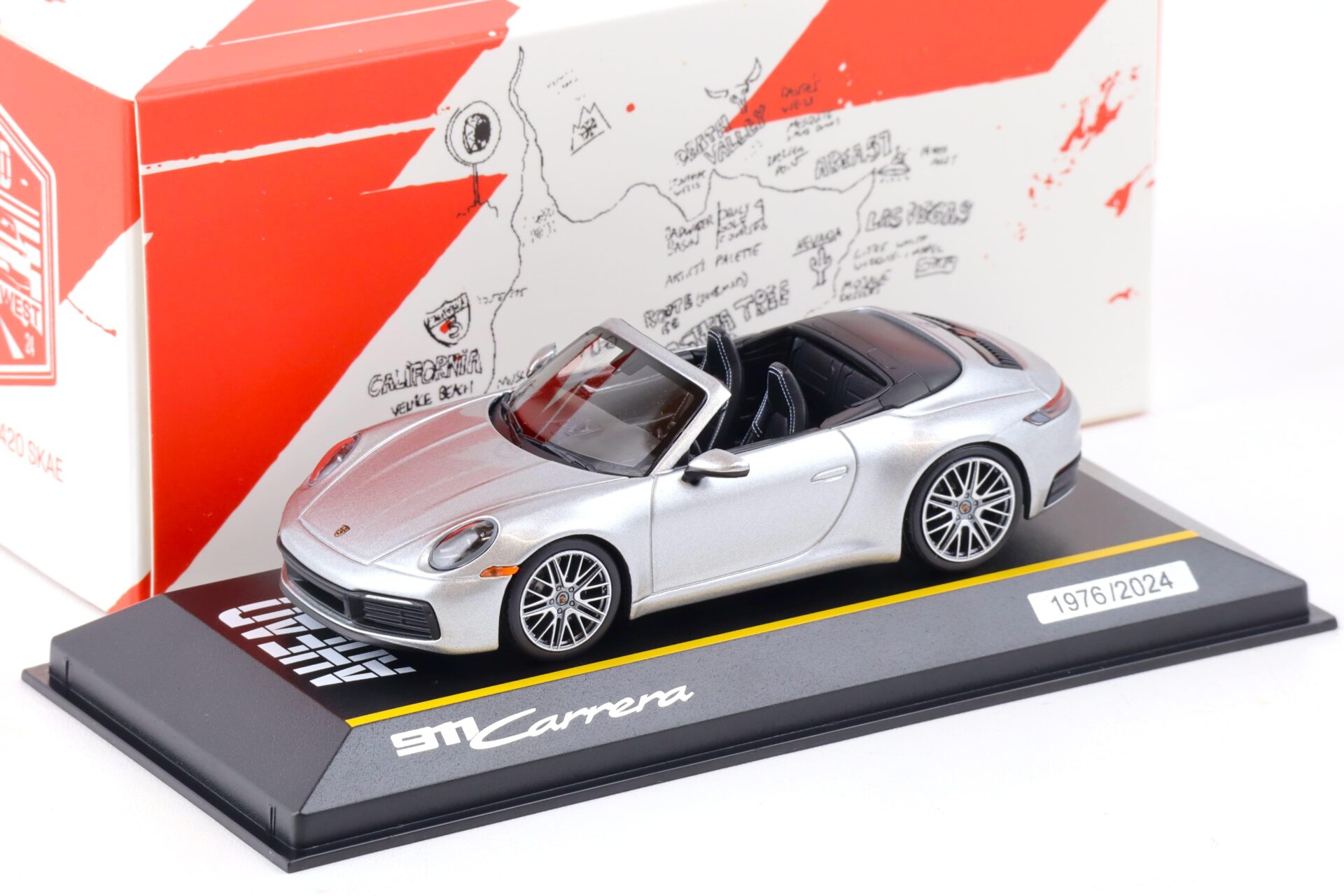 1:43 Minichamps Porsche 911 (992) Carrera Cabriolet AHEAD GT-silver WAP DEALER