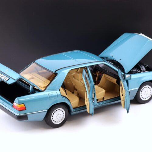 1:18 Norev Mercedes 230 E W124 Sedan 1992 beryll metallic DEALER VERSION - Image 4