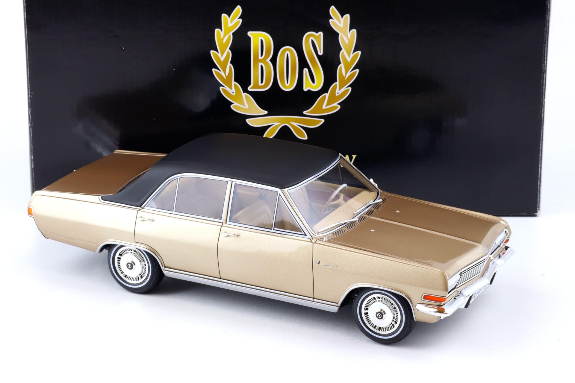 1:18 BOS-Models Opel Diplomat A Limousine 1964 gold metallic/ black BOS027