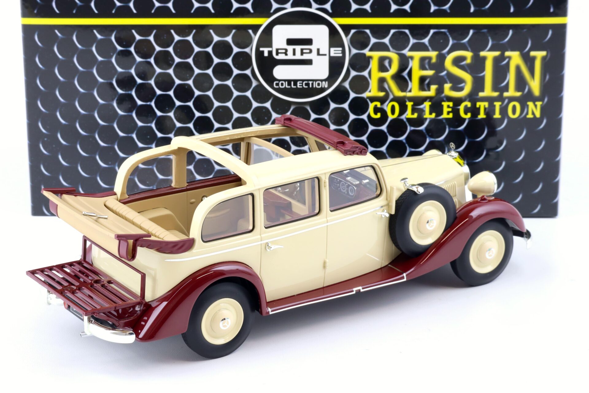 1:18 Triple9 Resin Mercedes 260D Pullman Landaulet 1936 fully open beige/ red