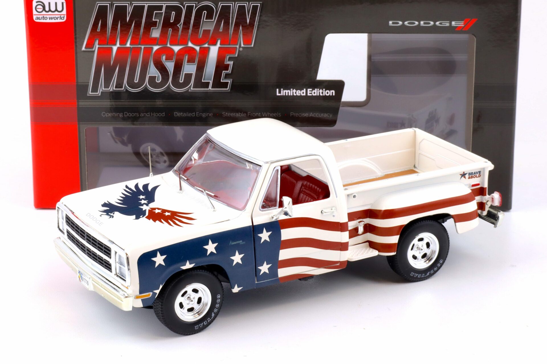 ID 87447 orig 1.jpg 1:18 Auto World 1980 Dodge Stepside D150 Adventurer Patriotic Pickup America