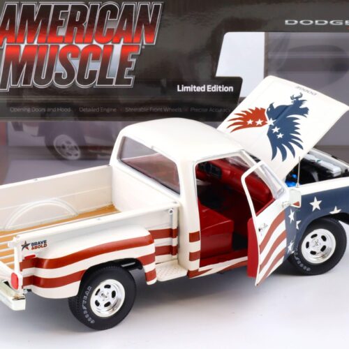 1:18 Auto World 1980 Dodge Stepside D150 Adventurer Patriotic Pickup America