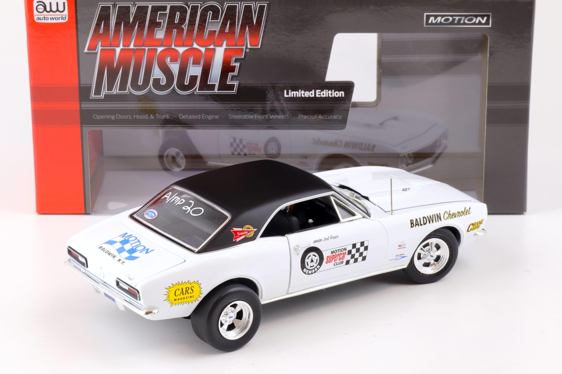 1:18 Auto World 1967 Baldwin Motion Chevrolet Camaro SS 427 Ermine white/ black