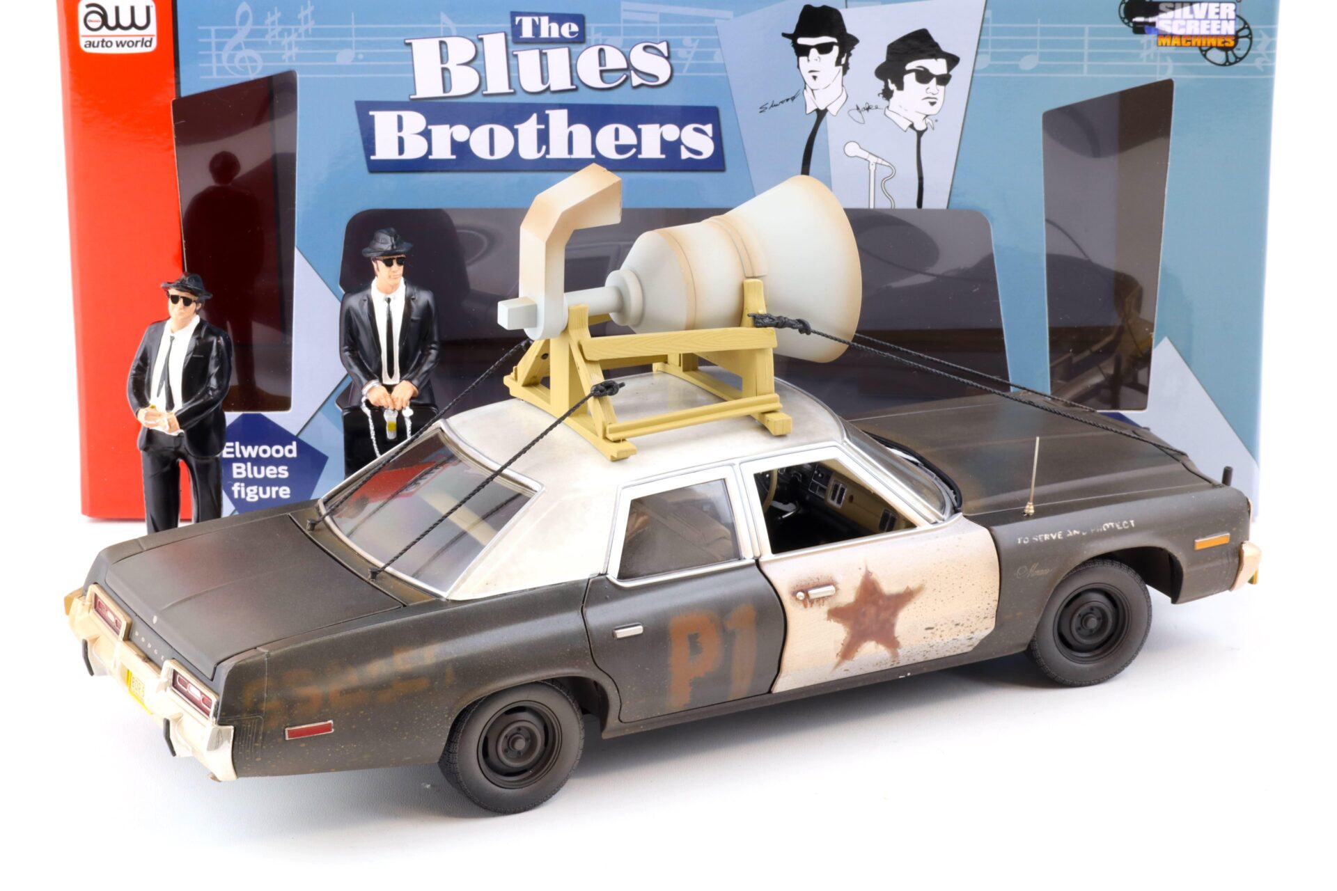 1:18 Auto World 1974 Dodge Monaco Bluesmobile with Loud Speaker Blues Brothers + Figures