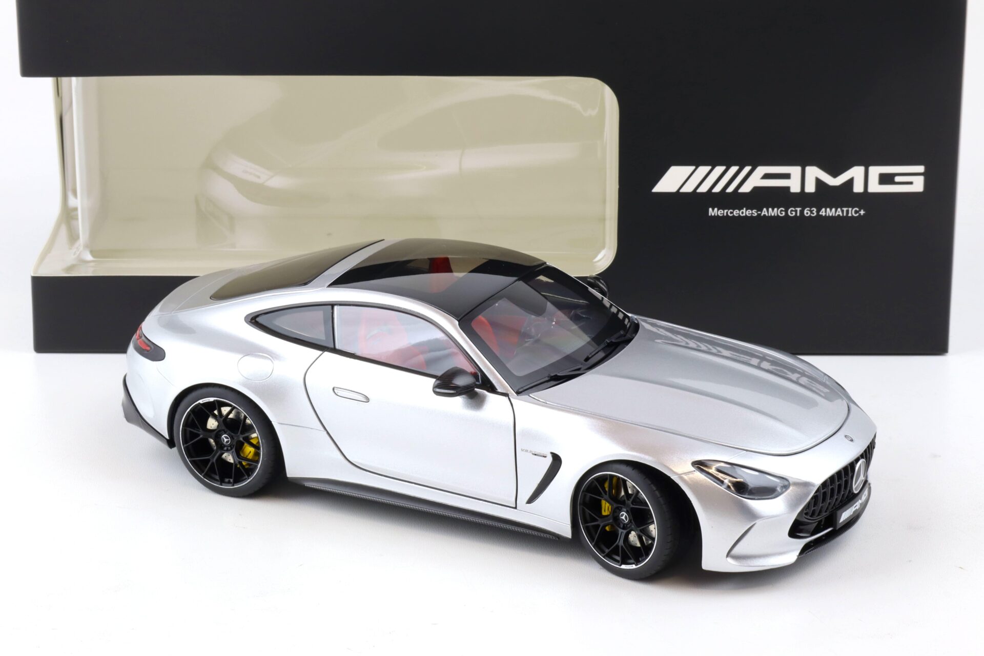 1:18 NZG Mercedes AMG GT 63 4Matic+ high-tech silver GTC192 DEALER VERSION