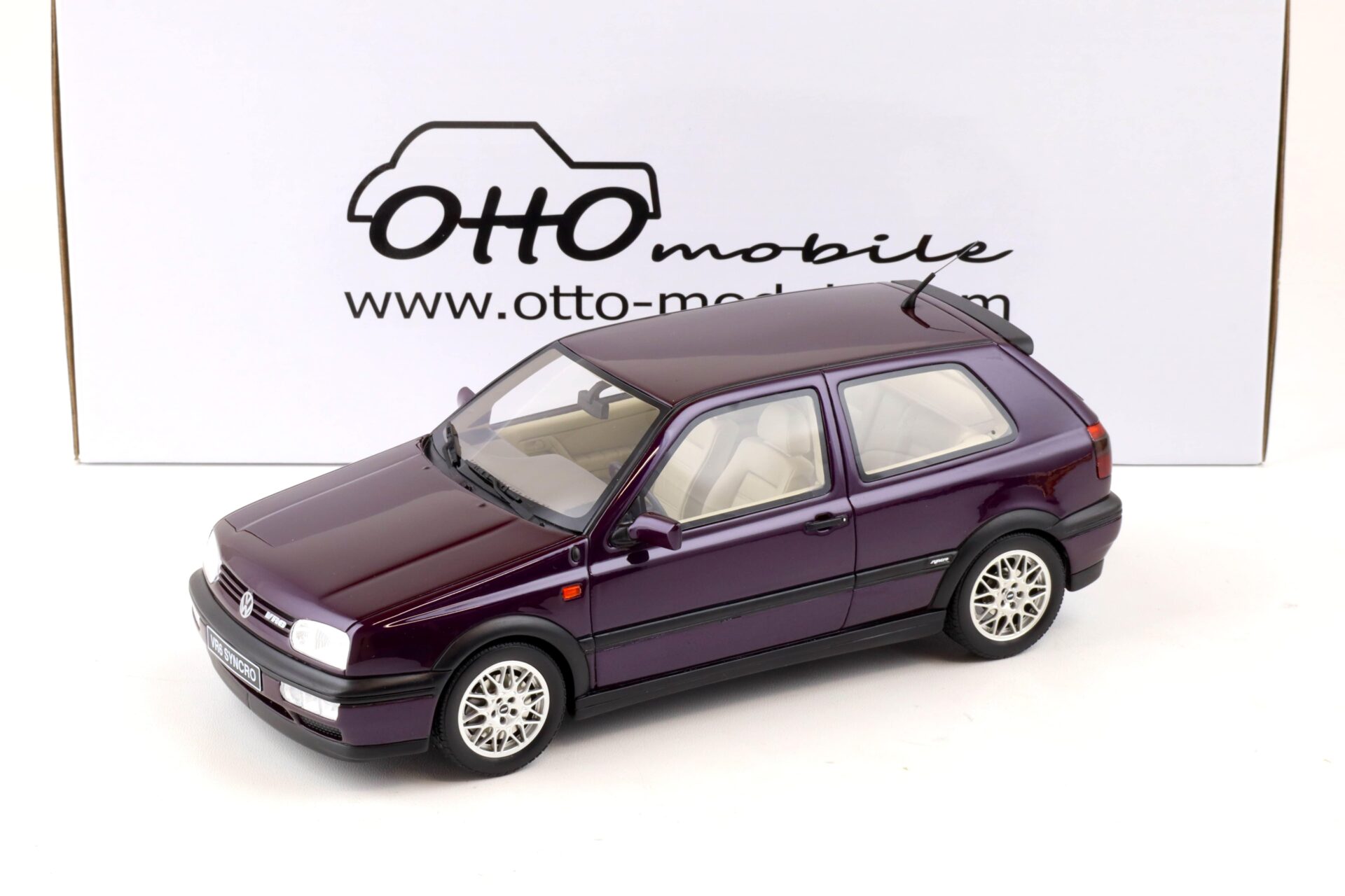 1:18 OTTO mobile OT1052 VW Golf III 3 VR6 Syncro purple 1995