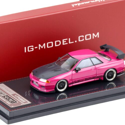 1:64 Ignition Model IG2393 Nissan GT-R (VR32) TOP SECRET pink/ Carbon