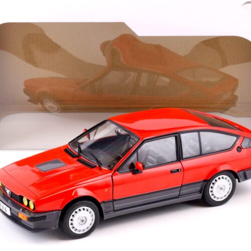 1:18 Solido Alfa Romeo GTV 6 Alfa red 1984 S1802301