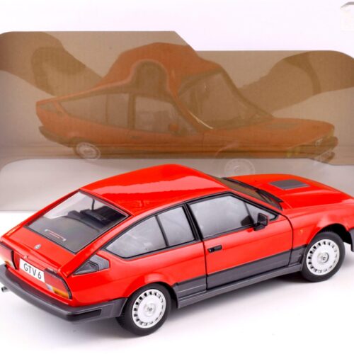 1:18 Solido Alfa Romeo GTV 6 Alfa red 1984 S1802301