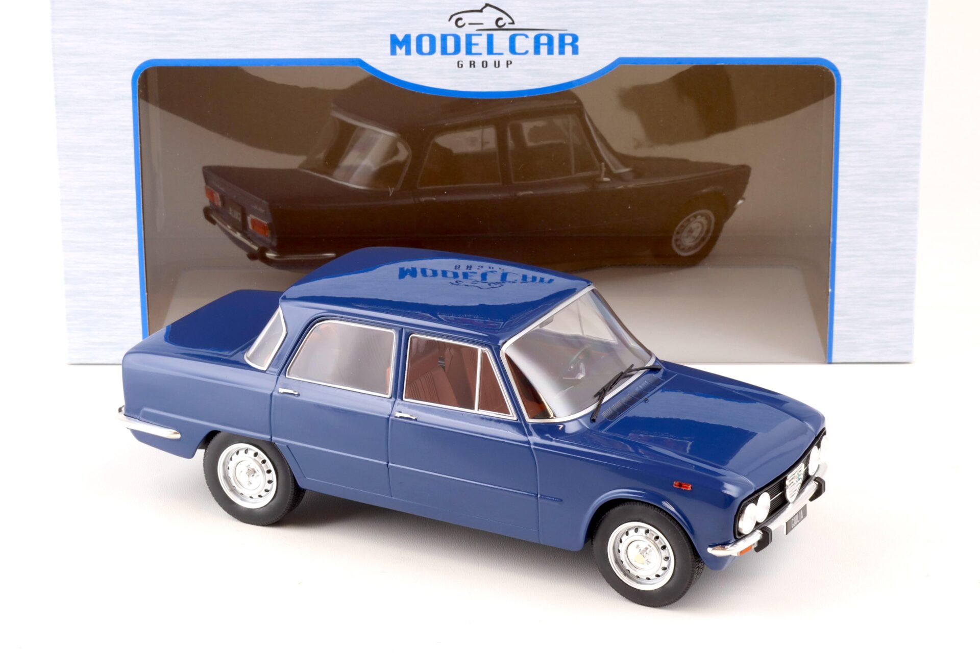 1:18 MCG Alfa Romeo Giulia Nuova Super 1974 dark blue