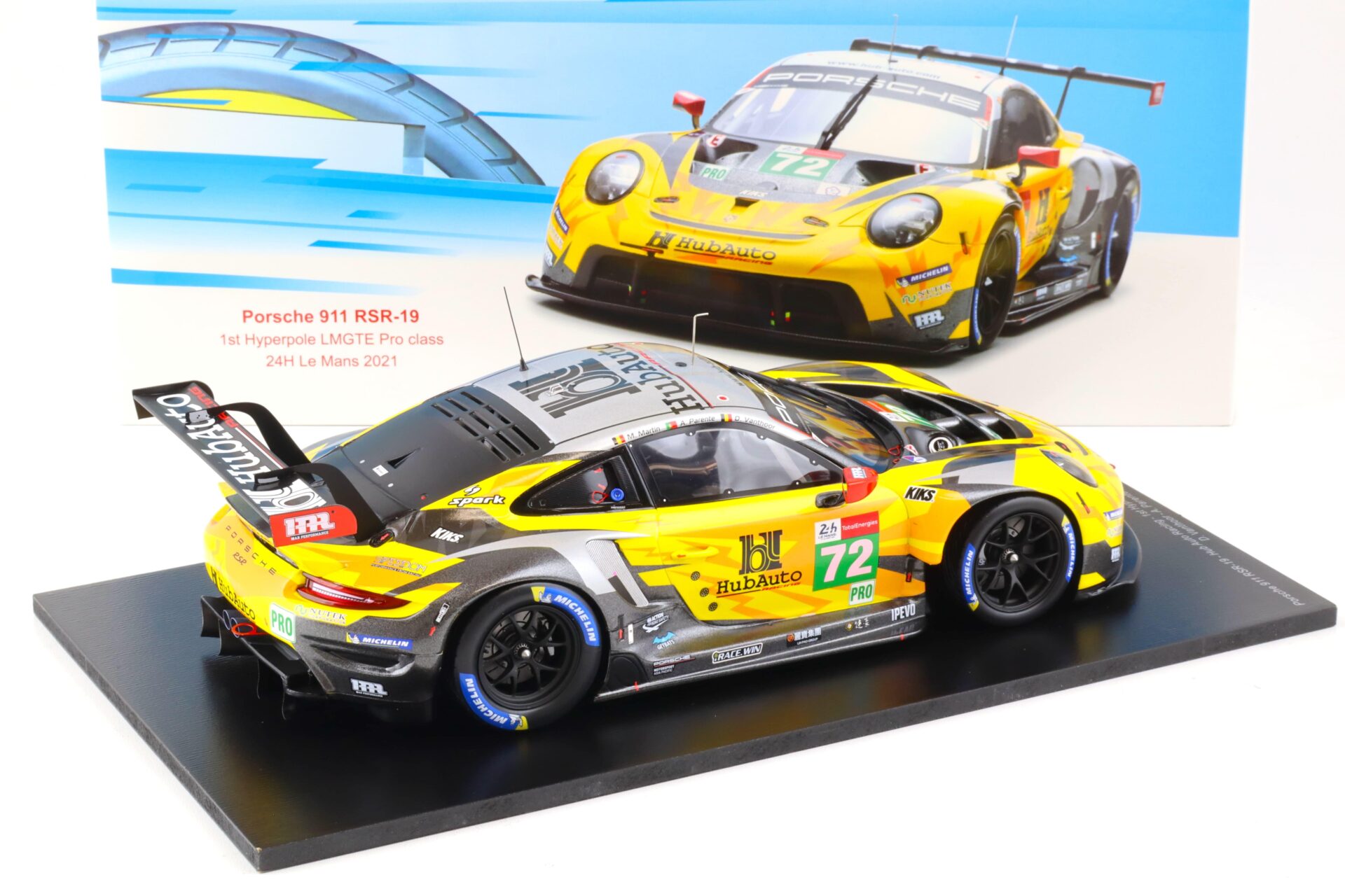 1:18 Spark Porsche 911 RSR-19 #72 Le Mans 24h 2021 LMGTE Pro Class Vanthoor