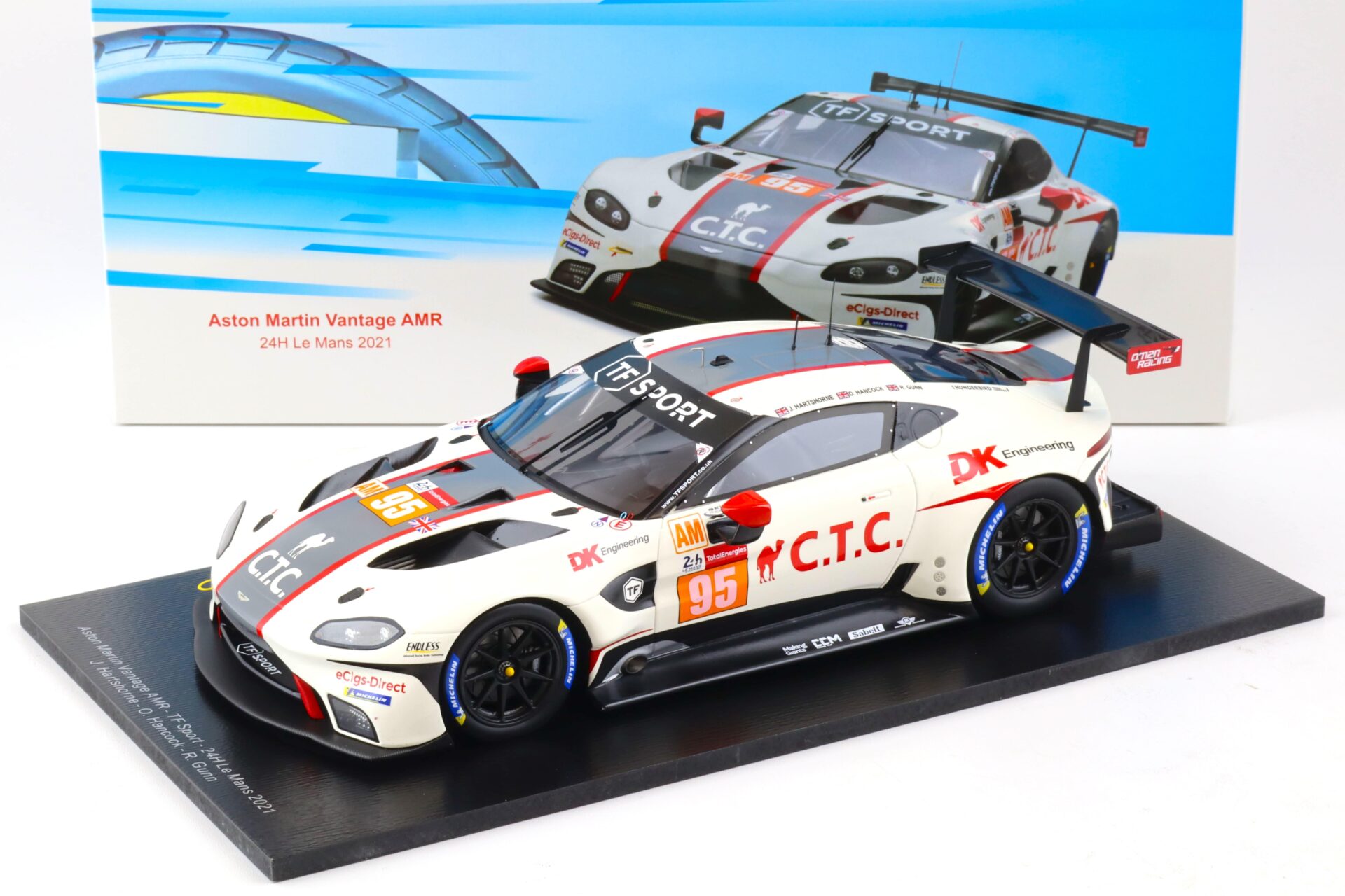 1:18 Spark Aston Martin Vantage AMR #95 Le Mans 2021 Hartshorne/ Hancock/ Gunn