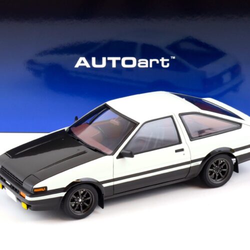 1:18 AUTOart Toyota Sprinter Trueno AE86 INITIAL D PROJECT D Final Version white 78786