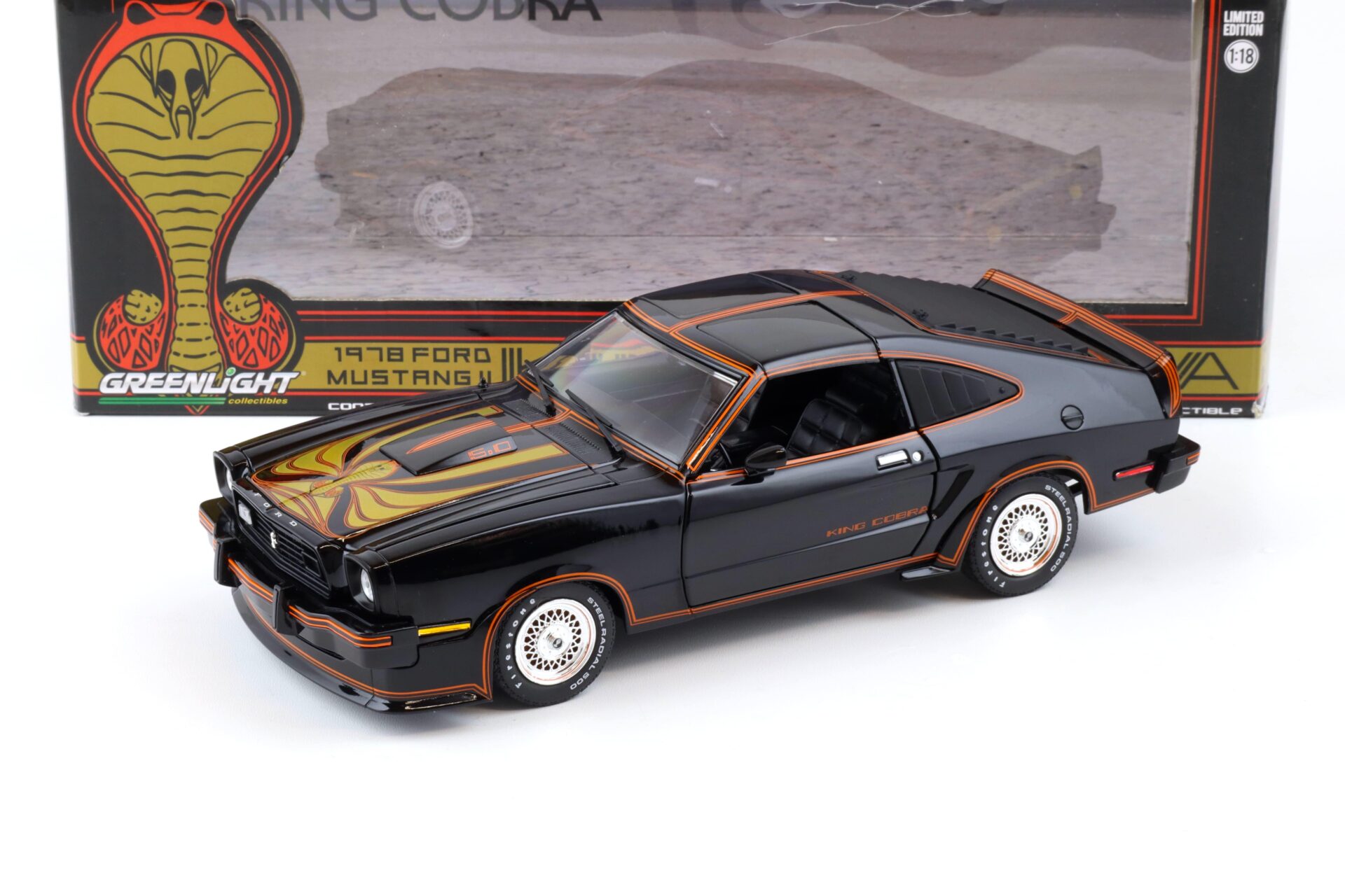 1:18 Greenlight 1978 Ford Mustang II KING COBRA black 12878