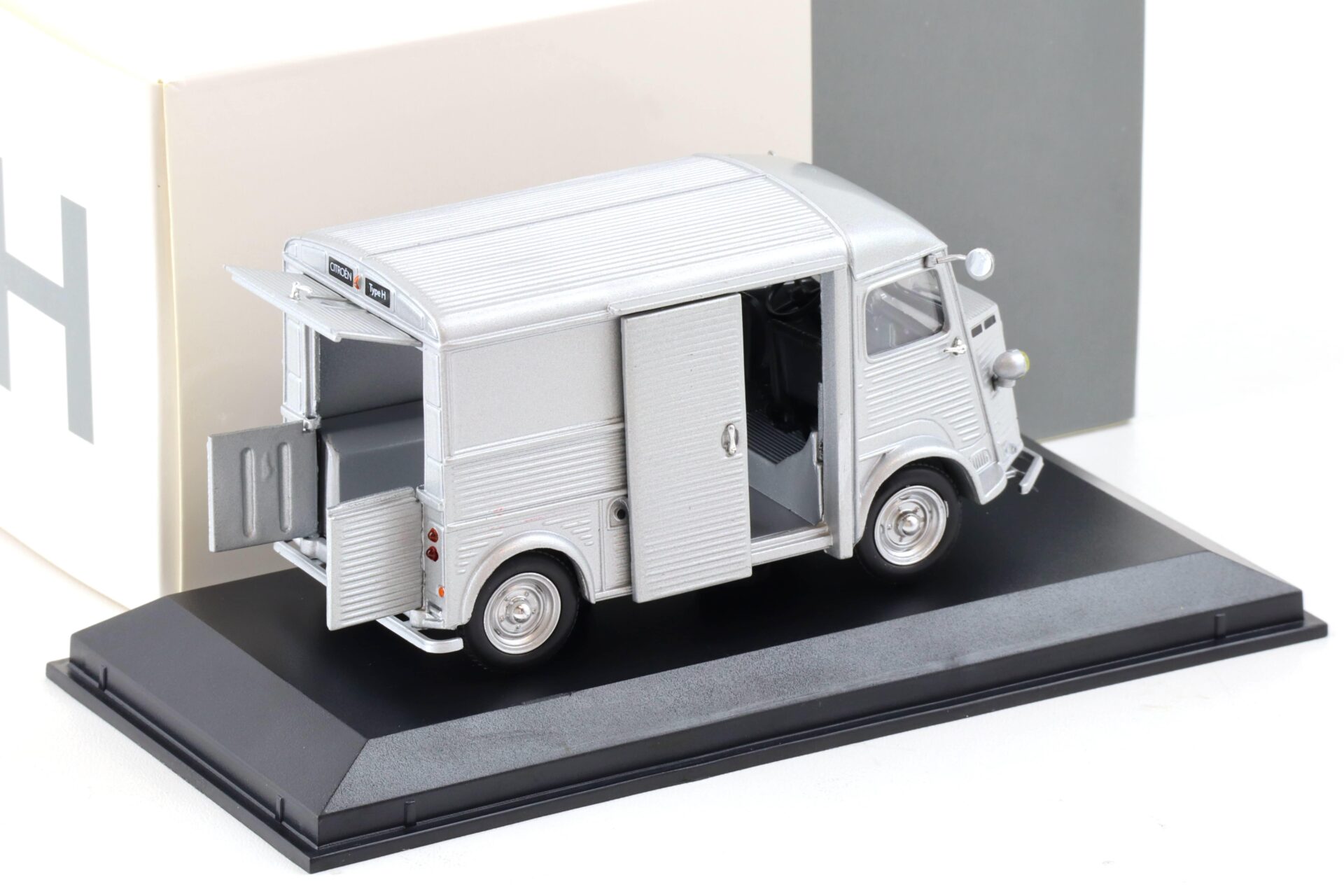1:43 Norev Citroen Type H 1962 grey DEALER VERSION