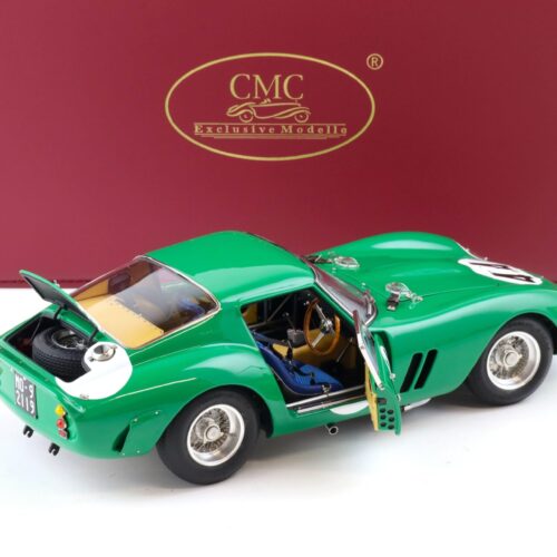 1:18 CMC Ferrari 250 GTO Silverstone 1963 David Piper #44 green M-248