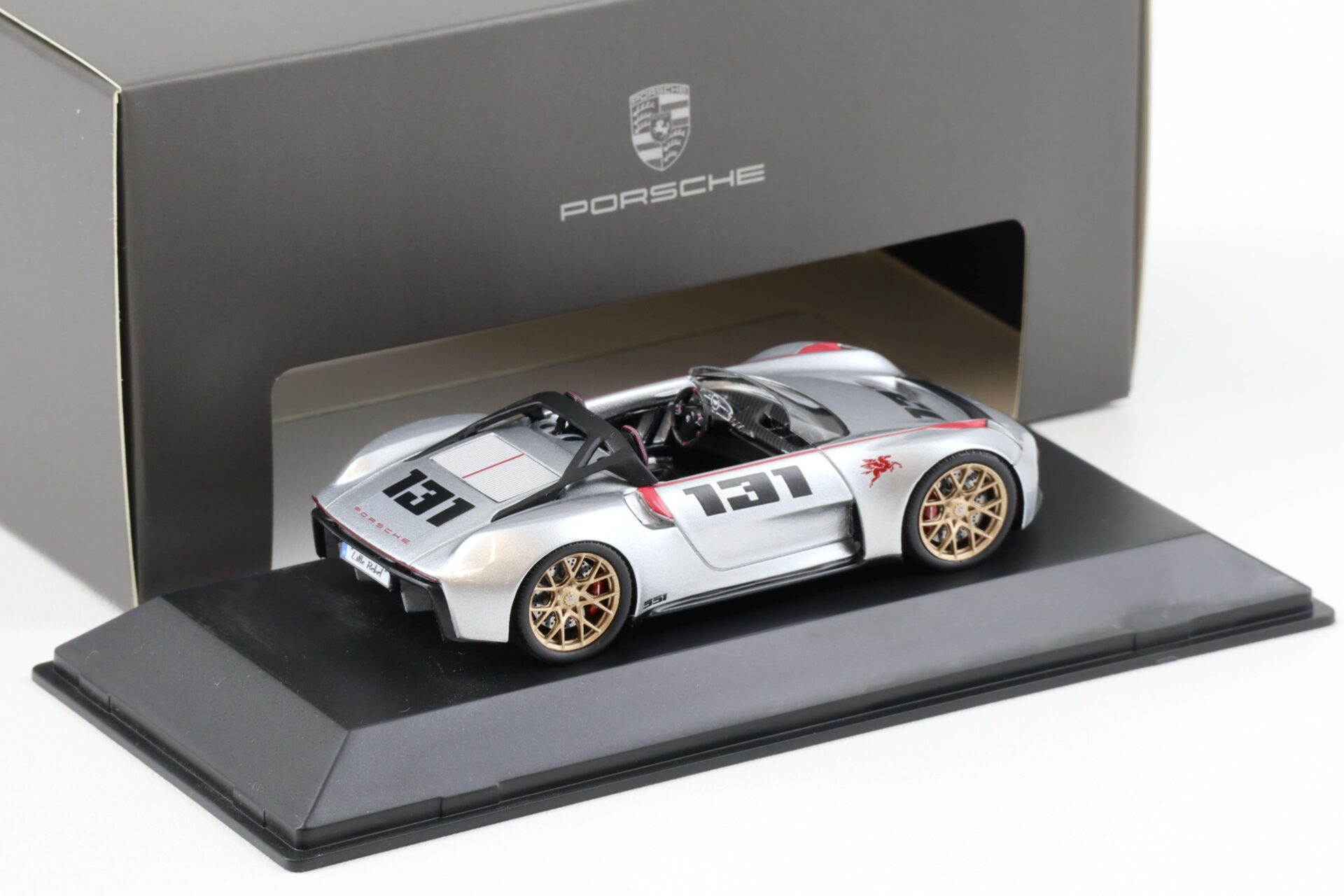 1:43 Spark Porsche Vision Spyder silver/black Limited WAP DEALER