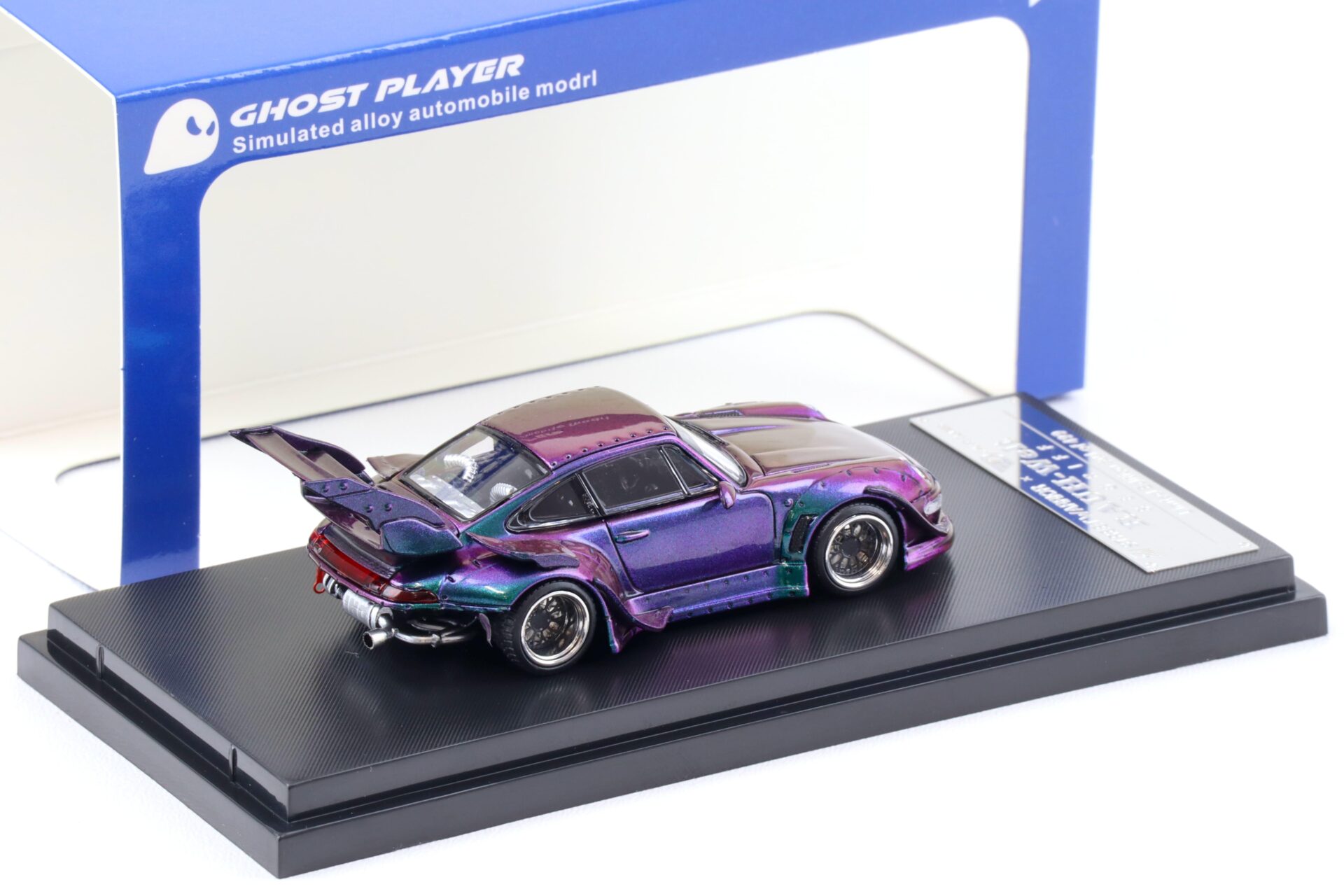 1:64 Street Warrior Porsche 911 993 RWB Ghost Player Chameleon - Limited 500 pcs.