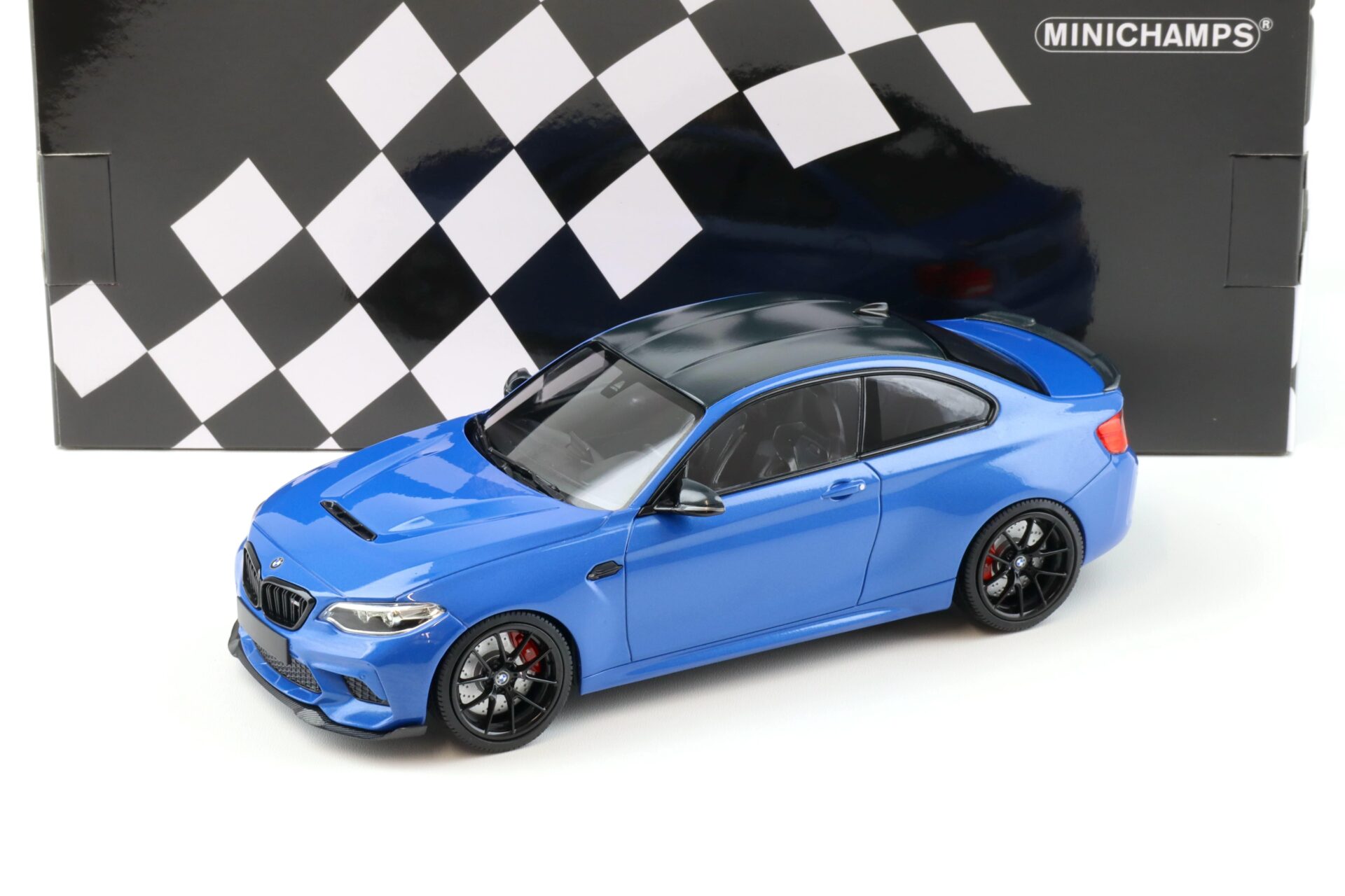 ID 91404 orig 1.jpg 1:18 Minichamps BMW M2 CS (F87) Coupe 2020 blue metallic with black wheels