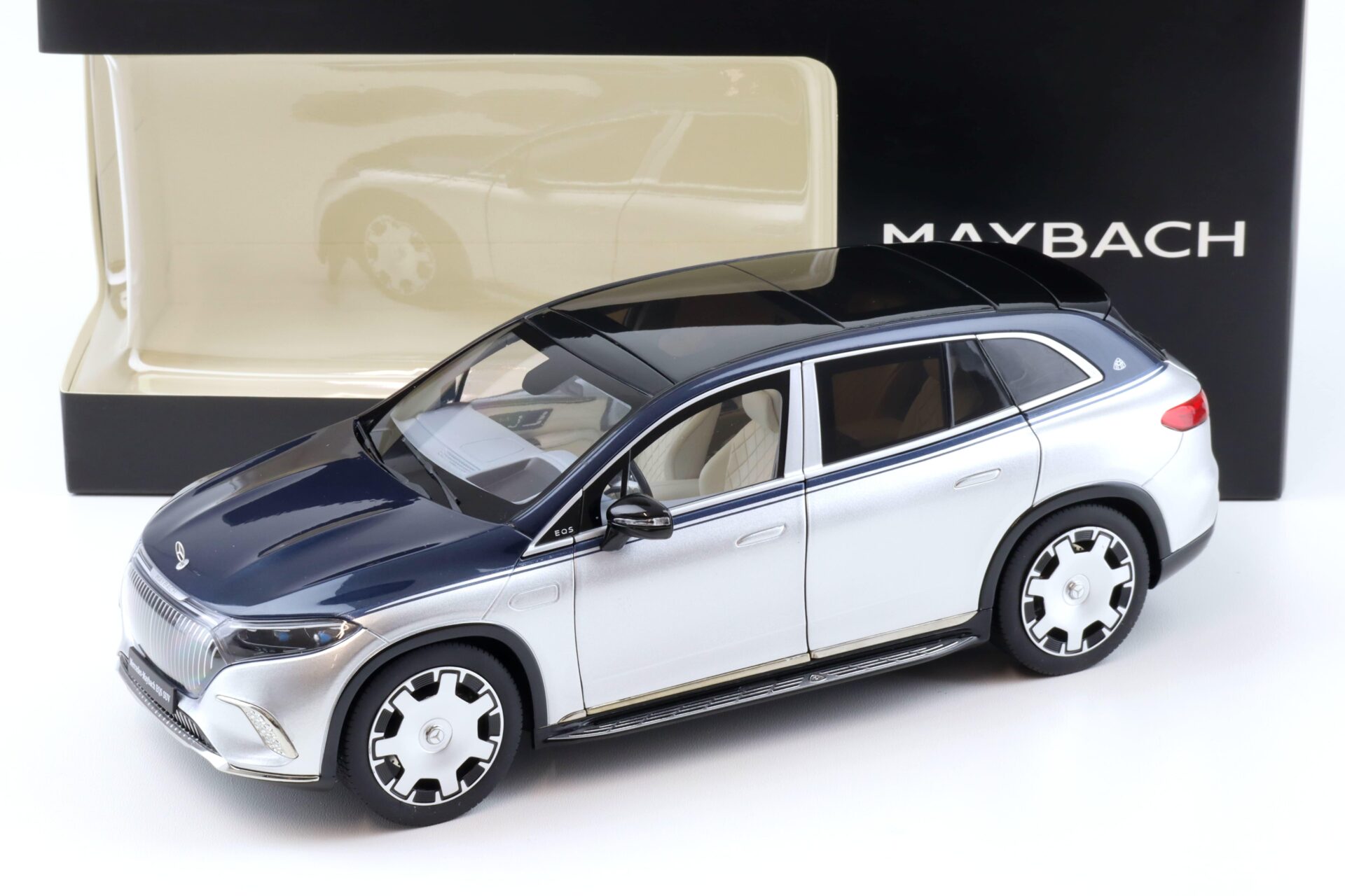 1:18 NZG Mercedes Maybach EQS 680 SUV nautic blue/ high-tech silver DEALER VERSION