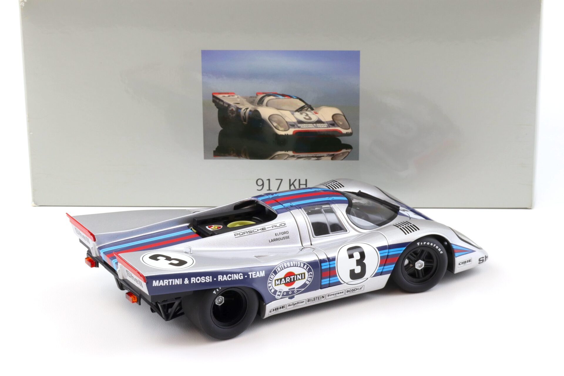 1:18 AUTOart Porsche 917 KH Martini Racing #3 DEALER VERSION