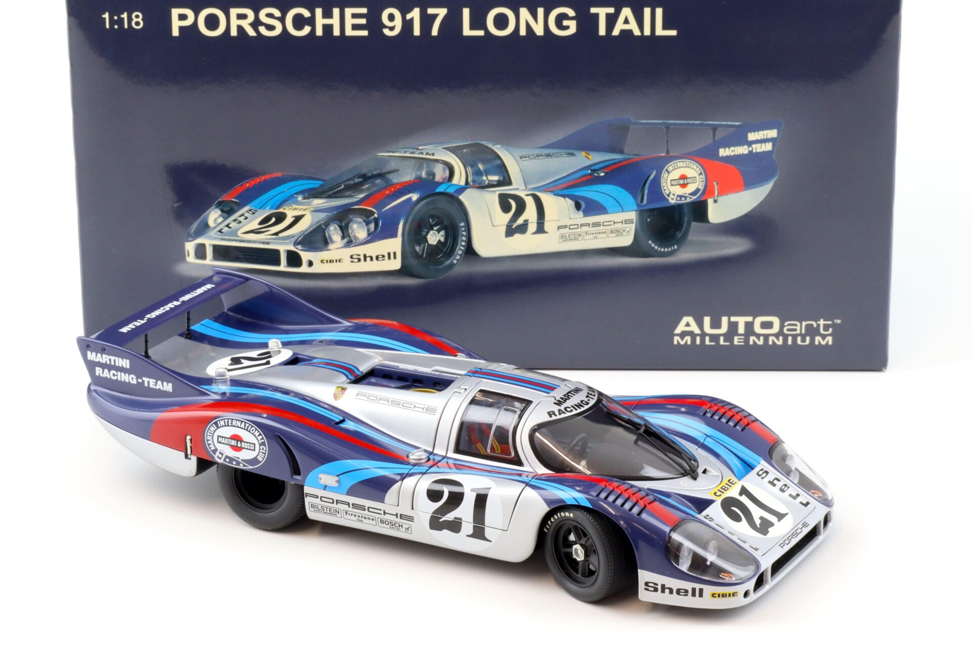 1:18 AUTOart Porsche 917 LH Long Tail Le Mans 1971 Elford/ Larrousse Martini #21