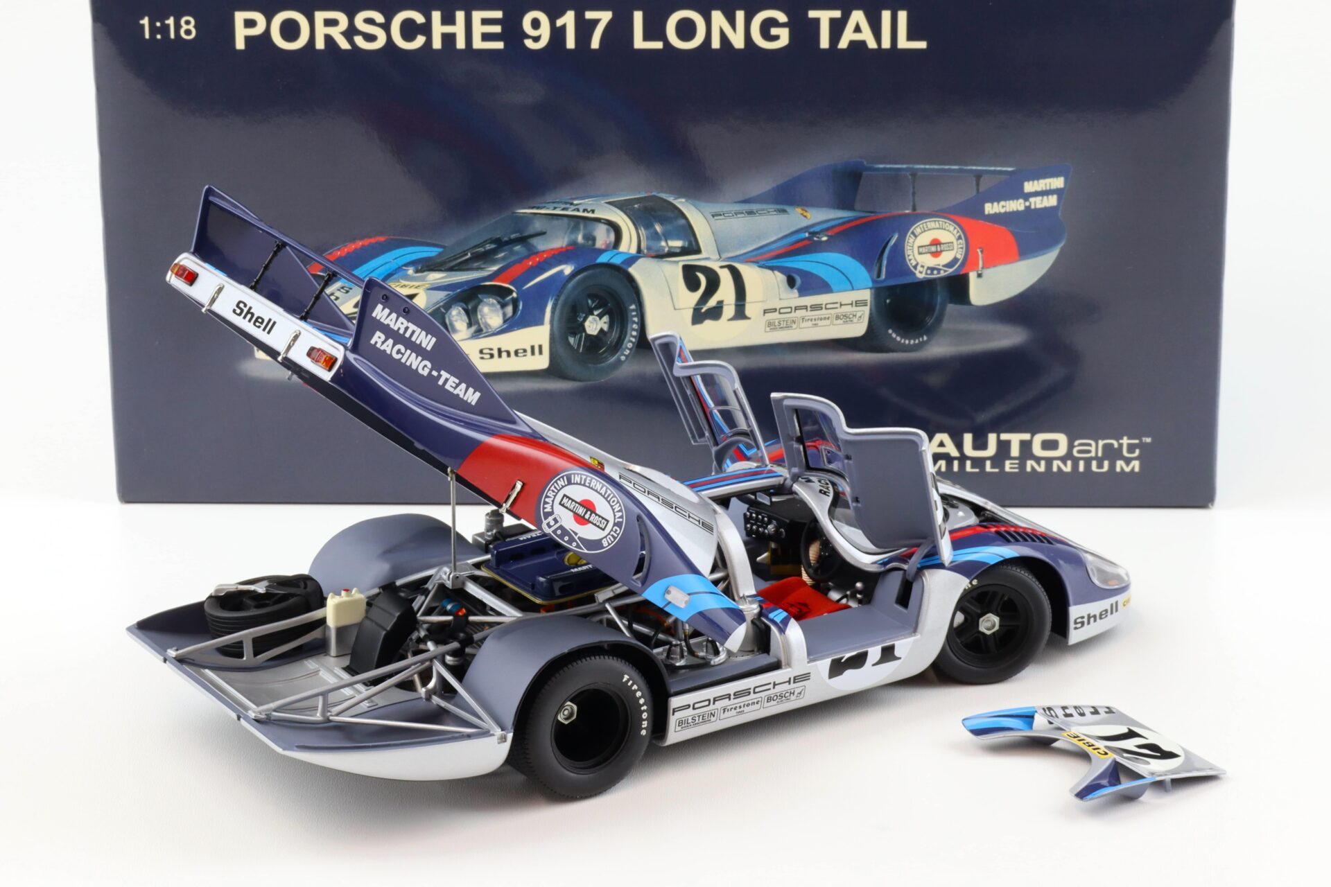 1:18 AUTOart Porsche 917 LH Long Tail Le Mans 1971 Elford/ Larrousse Martini #21