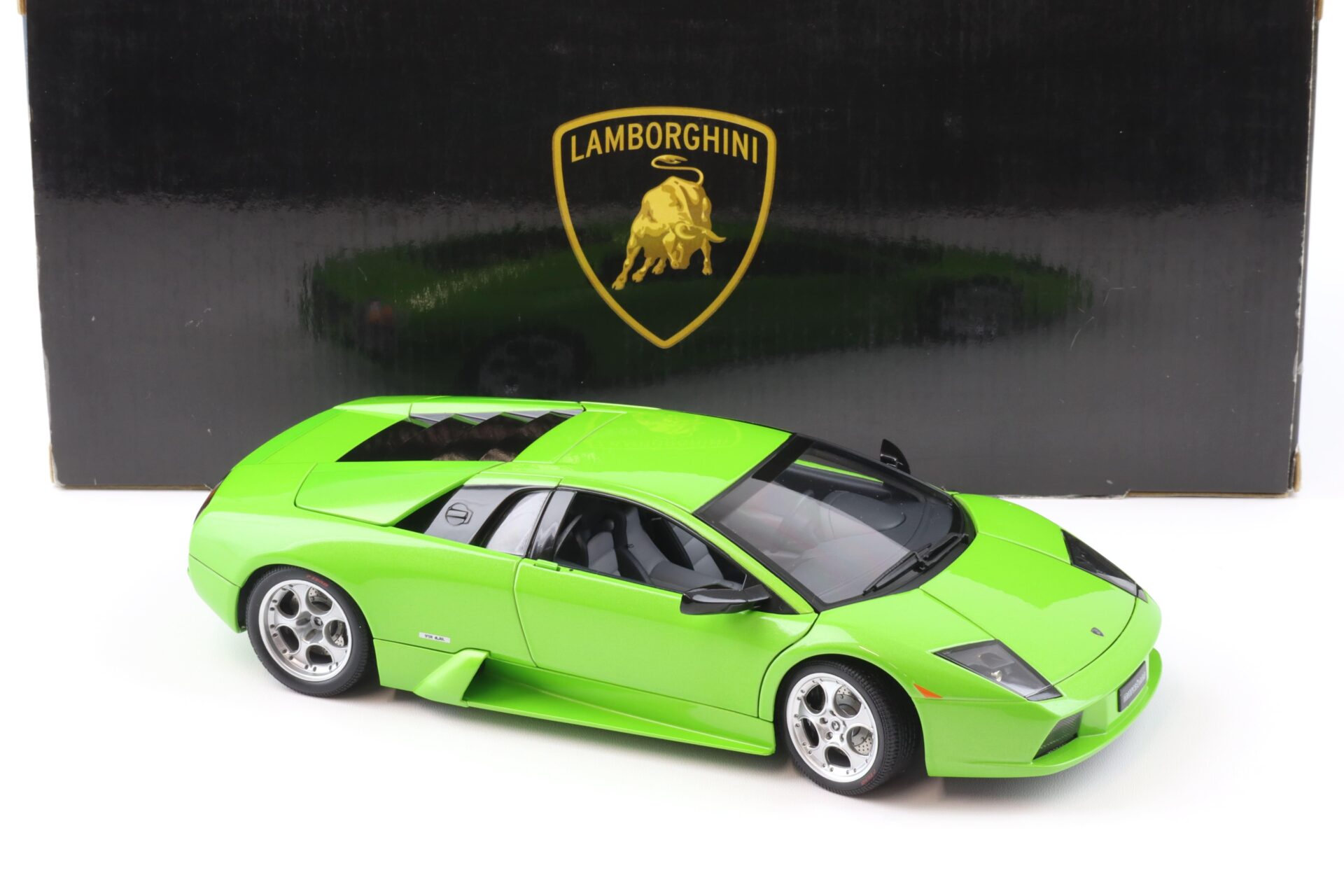 1:18 AUTOart Lamborghini Murcielago Coupe 2003 green metallic 74514
