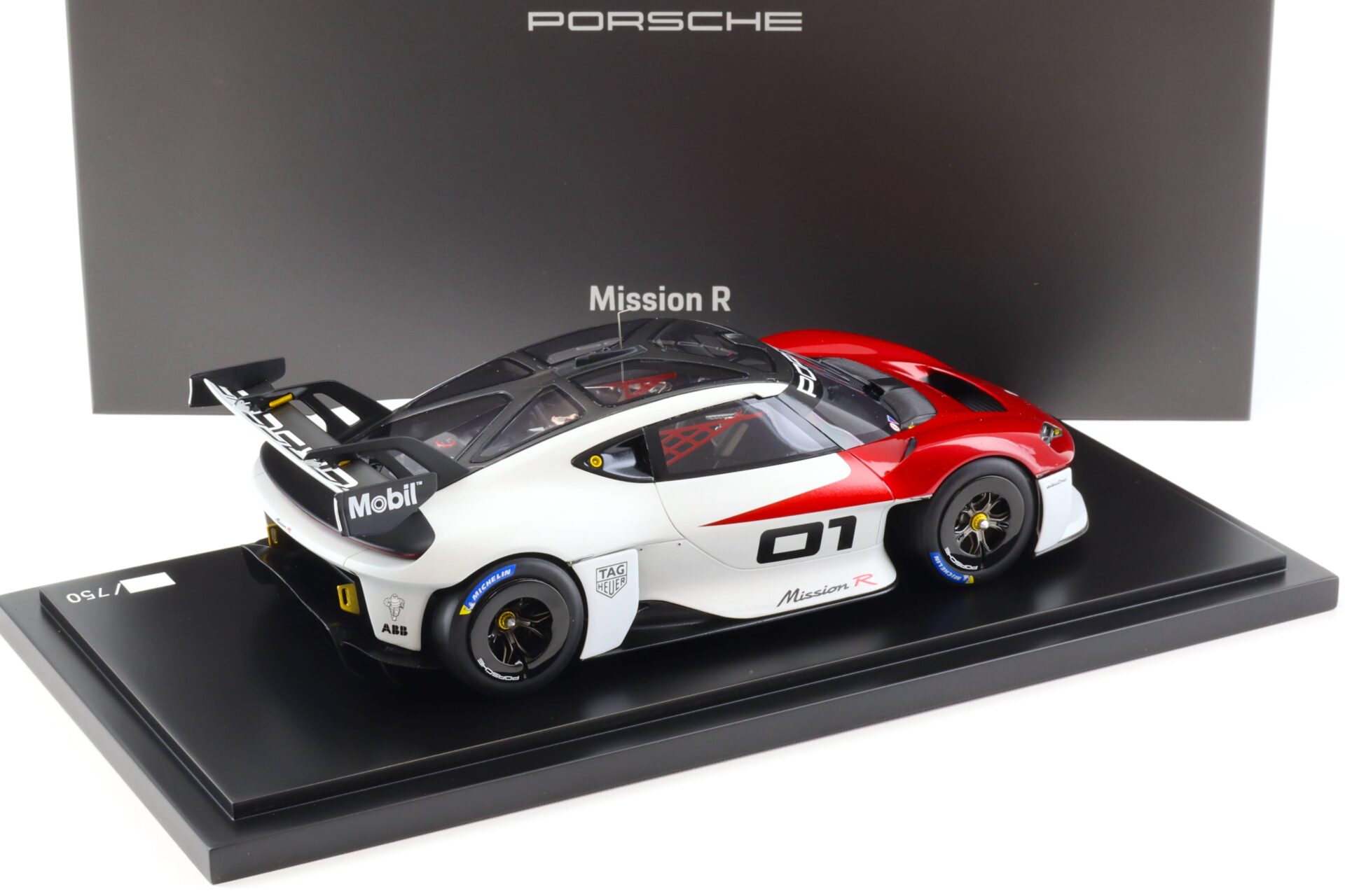 1:18 Spark Porsche Mission R #01 red/ white WAP DEALER